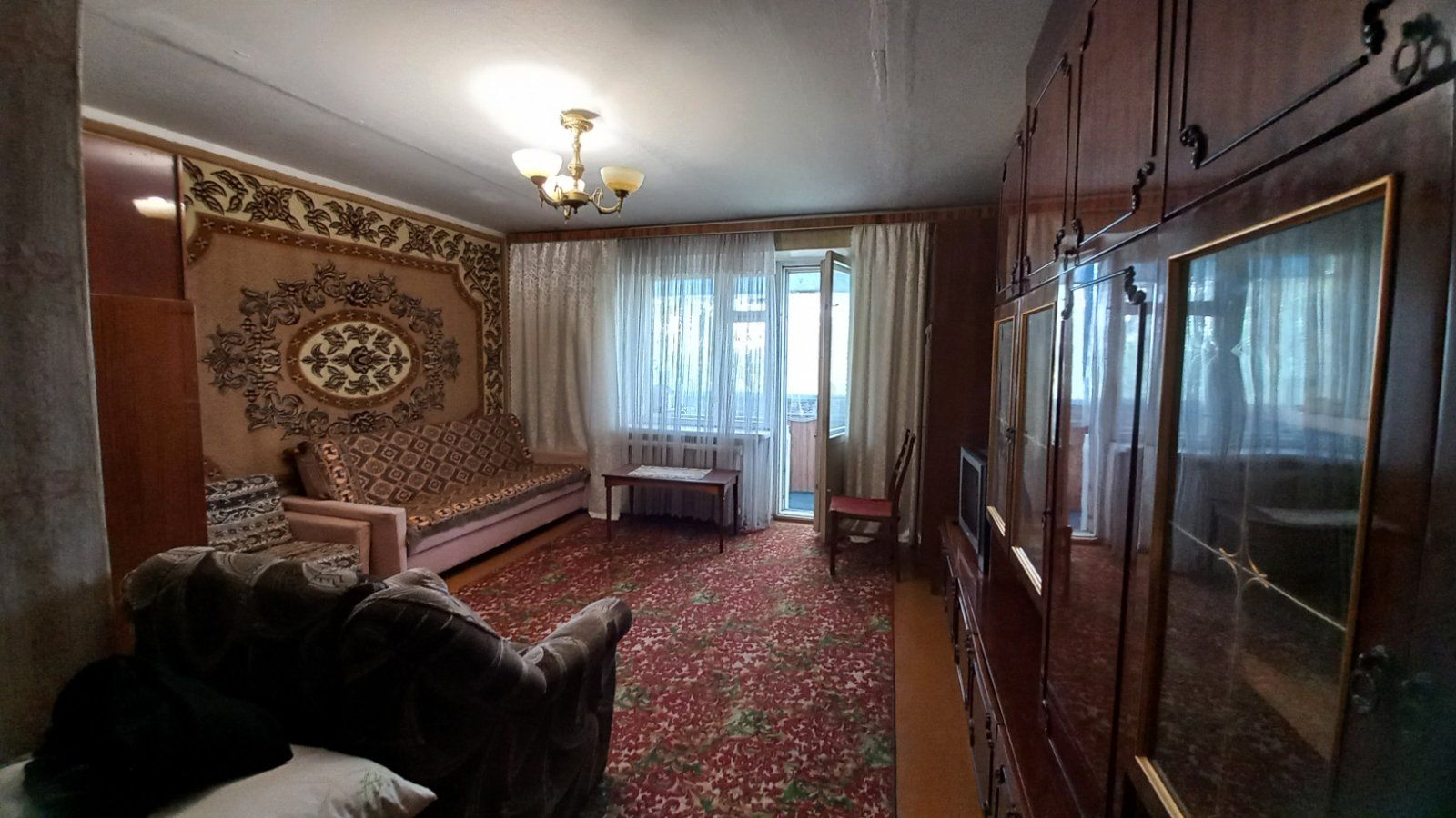1 кім. квартира по вул. Набережна, м.Вишгород, буд.12